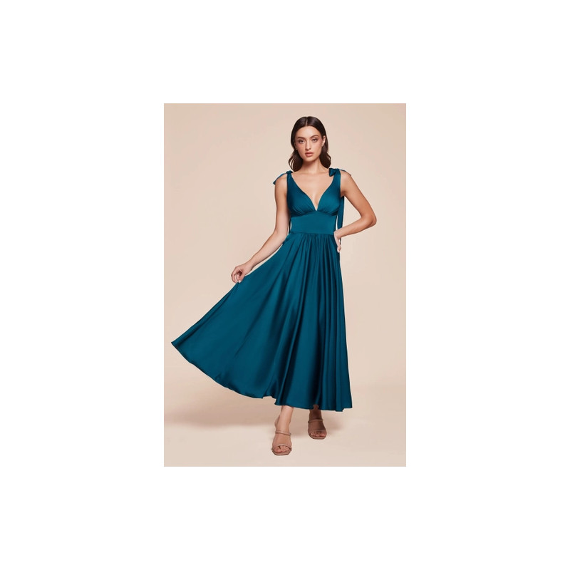 Ladivine by Cinderella Divine Style 7499