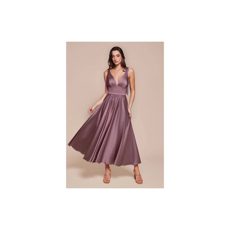 Ladivine by Cinderella Divine Style 7499
