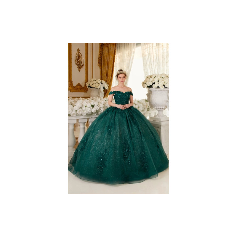 Ladivine by Cinderella Divine Style 15702