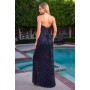 CD396 by La Divine - Radiate elegance in this fitted evening