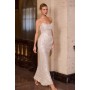 CD396 by La Divine - Radiate elegance in this fitted evening
