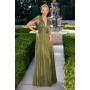 CD413 by La Divine - Ethereal and effortless, this gown is