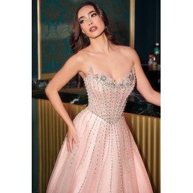 CDS541 by La Divine - Make a dazzling entrance in this