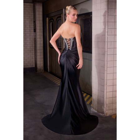 KV1142 by La Divine - Steal the spotlight in this sultry