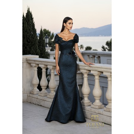 Terani 261M6449 Sweetheart Metallic Jacquard Trumpet Gown With Cap Sle